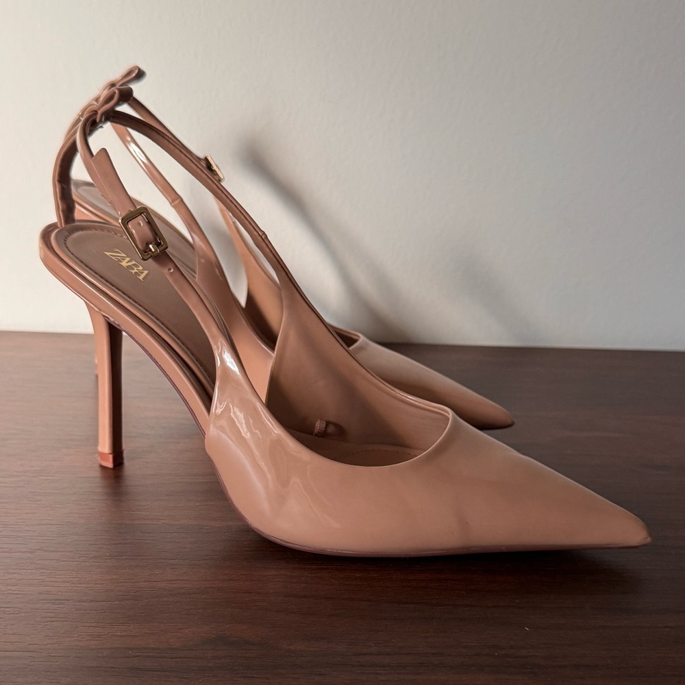 Zara Patent Pointed-Toe Slingback Pumps in Nude